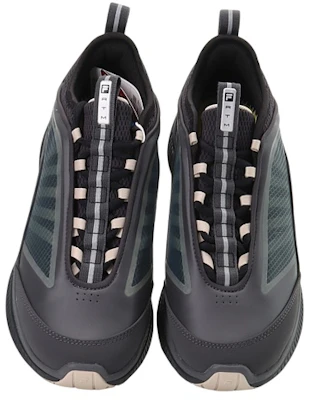 Fila 斐樂 RTM 輕便有氧運動健身訓練鞋 沥青灰 Shop Fila 斐樂 RTM 輕便有氧運動健身訓練鞋 沥青灰