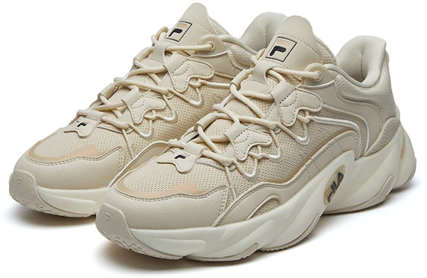 FILA复古拼接低帮跑鞋‘米色’ F12M141105FAG Lookbook FILA复古拼接低帮跑鞋‘米色’ F12M141105FAG