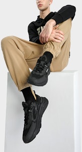 FILA斐樂 防滑耐磨 低筒 跑步鞋 男款 黑色 Details for FILA斐樂 防滑耐磨 低筒 跑步鞋 男款 黑色