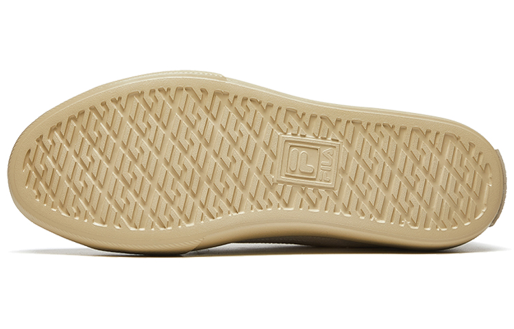 Shop FILA Sail Lage Sneakers Wit F52M014403FWG