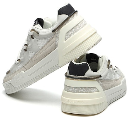 FILA斐乐 Salto 低筒 复古籃球鞋 男款 明亮白 Shop FILA斐乐 Salto 低筒 复古籃球鞋 男款 明亮白