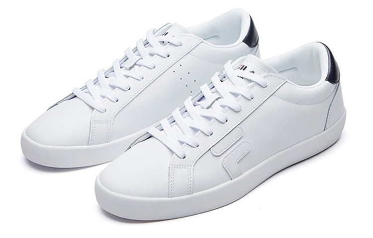 Lookbook FILA斐樂 防滑透氣 低幫 板鞋 男款 白藍