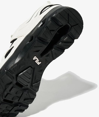 Fila Sleek Wavy Sandals V2 Black/Black/White 11001SM02780H013 Cheap Fila Sleek Wavy Sandals V2 Black/Black/White 11001SM02780H013