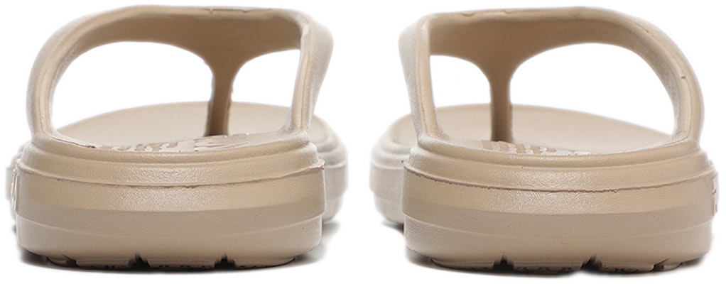 휠라 슬라이드 베이지 (한국 버전) 1SM01582D_925 Lookbook 휠라 슬라이드 베이지 (한국 버전) 1SM01582D_925