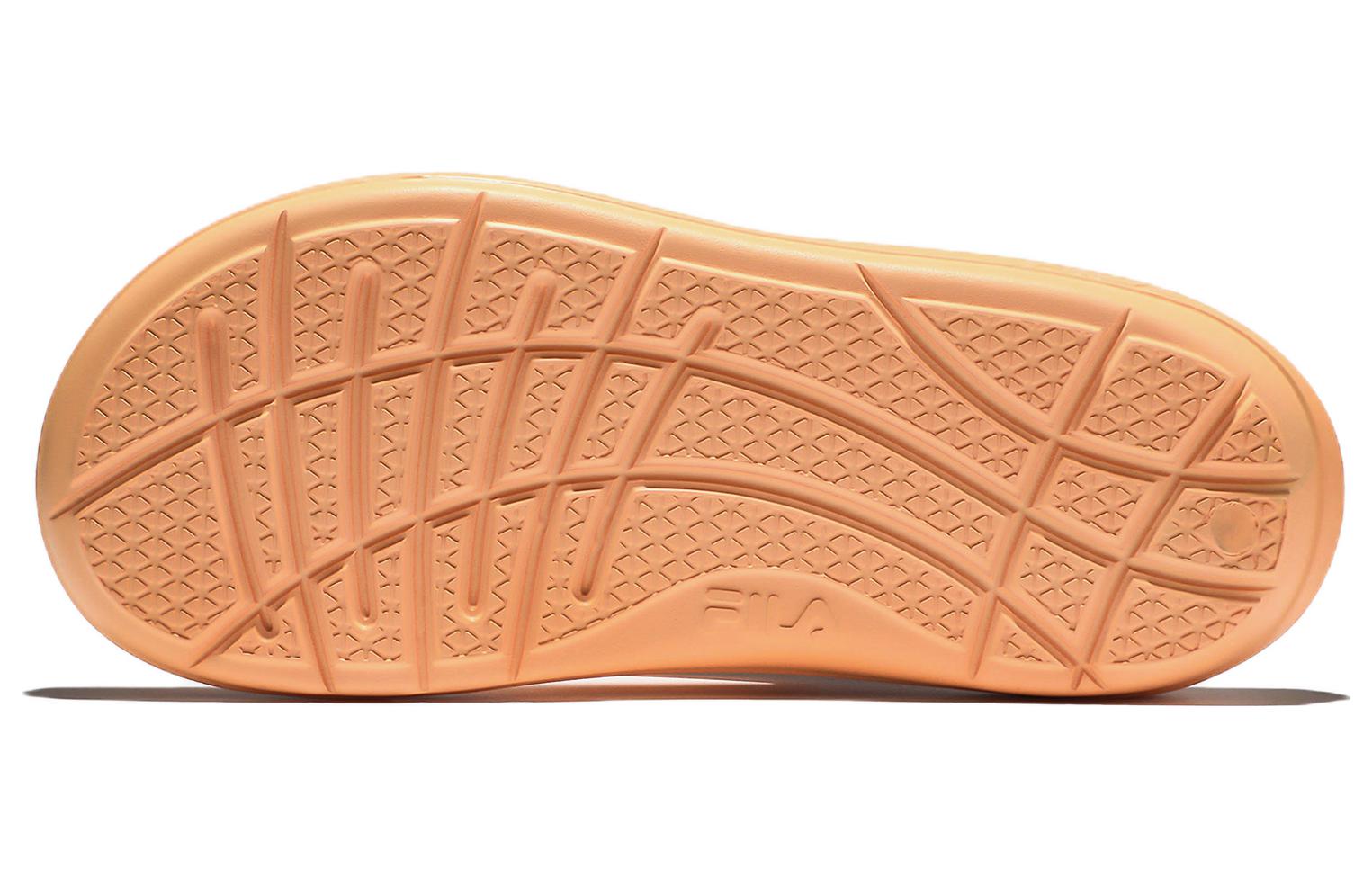 Shop 휠라 슬라이드 '오렌지 코리아 에디션' 1SM01582E_821