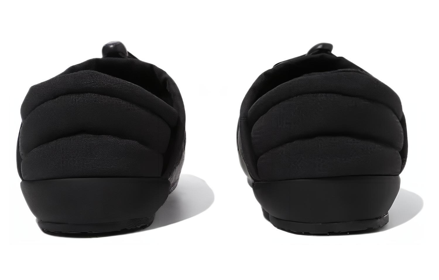 Shop FILA 黑色低帮懒人鞋 1XM02336F_001