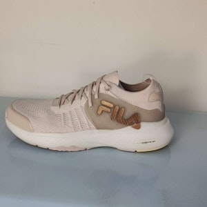 Sepatu FILA 'Sports Fitness' F12W112103FWP Buy Sepatu FILA 'Sports Fitness' F12W112103FWP