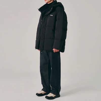 FILA Hoodie Jaket Unisex Hitam Logo Bordir Ritsleting Solid FS2DJE4107X-BLK Sizing FILA Hoodie Jaket Unisex Hitam Logo Bordir Ritsleting Solid FS2DJE4107X-BLK