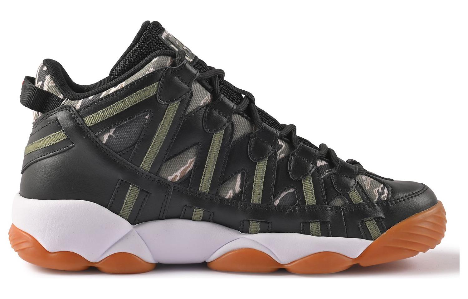 Order FILA Spaghetti 'Stack House Hitam Kelabu' 504304806-012