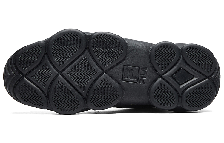 Shop FILA 复古黑金编织款 Spaghetti 运动鞋 F12M014115FBK