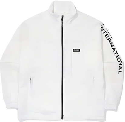 Chaqueta Casual Exterior Hombre Blanca FILA SS23 con Cremallera Color Básico FS2JKF1131X-OWH Buy Chaqueta Casual Exterior Hombre Blanca FILA SS23 con Cremallera Color Básico FS2JKF1131X-OWH