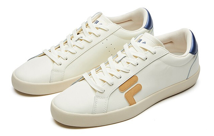 Lookbook FILA Stride Sneakers Wit/Blauw/Oranje F12M114313FPB