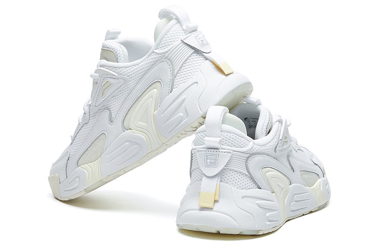 Shop フィラ スウォーム ロー (ホワイト) F12M021213FWT