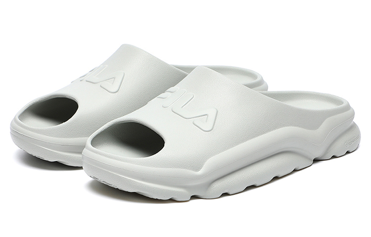 Lookbook 휠라 레트로 슬라이드 '미네랄 그레이' F12M222515FMG