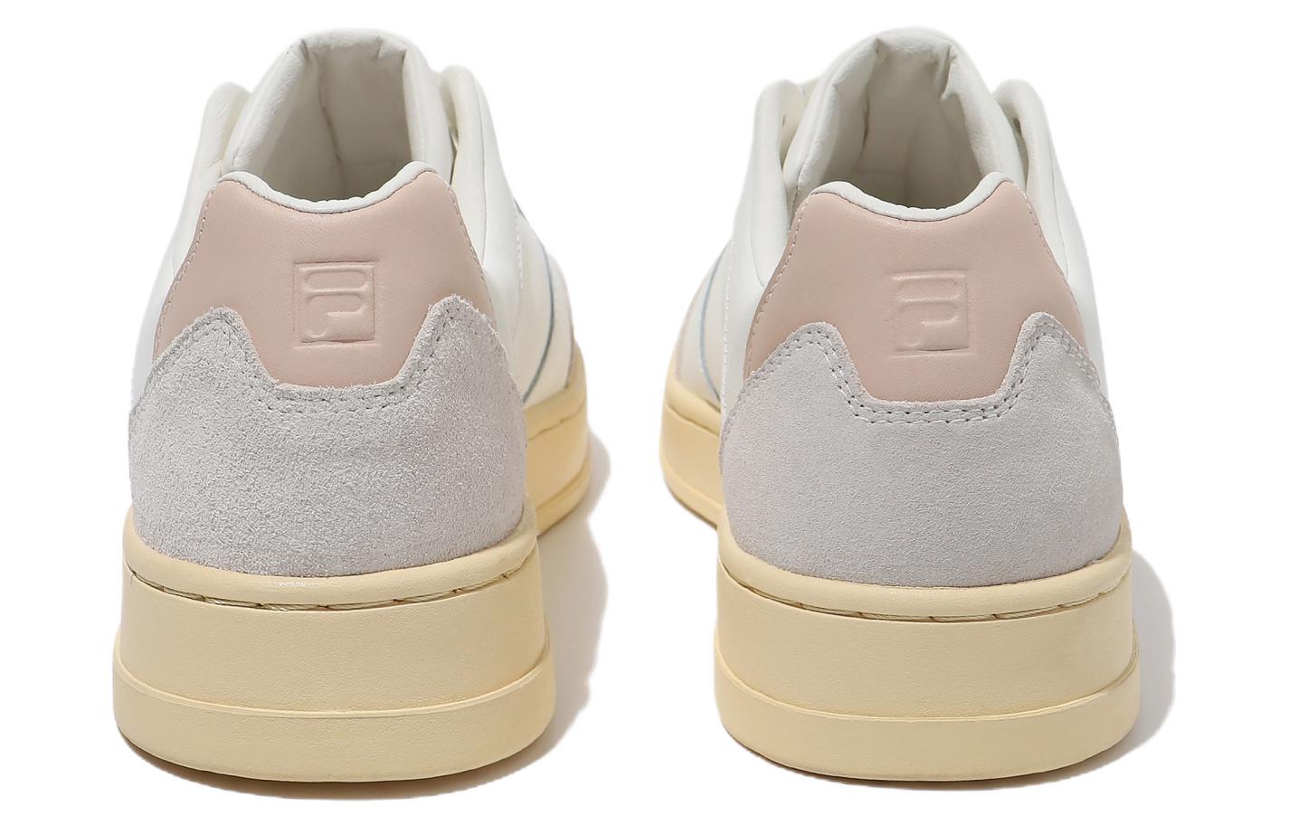 Lookbook 휠라 타르가 클래식 '화이트 베이지' 1TM01873F_154