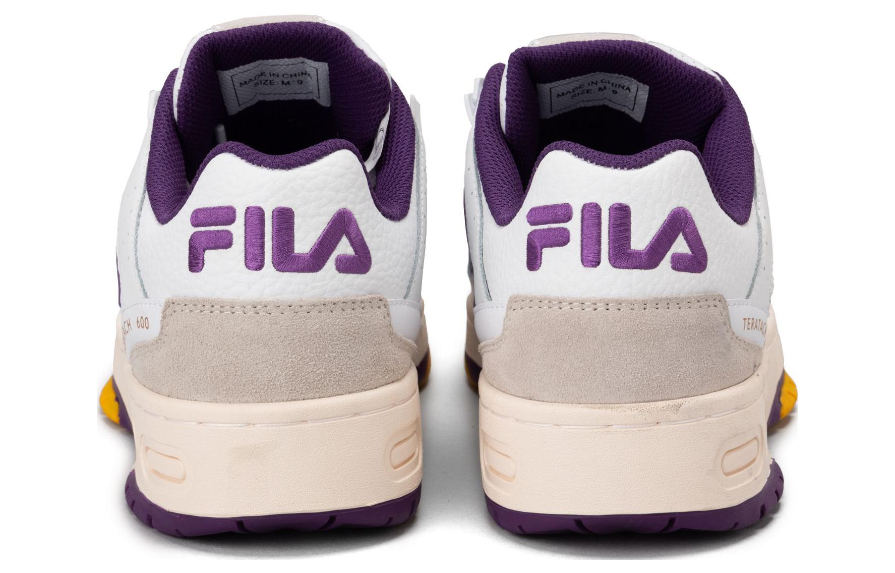 Shop FILA斐樂 Teratach 600 防滑減震 低筒 運動鞋 男女同款 白色