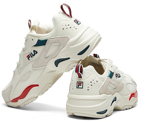 FILA Tracer 'Putih Sedikit Merah Api' F12M011109FWR Shop FILA Tracer 'Putih Sedikit Merah Api' F12M011109FWR