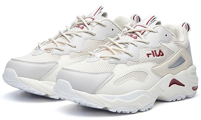 Sepatu Lari FILA Tracer Low Putih/Abu-abu/Merah F12M021111FSW Order Sepatu Lari FILA Tracer Low Putih/Abu-abu/Merah F12M021111FSW