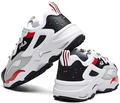 FILA 低帮跑鞋 黑/白/红 F12M021111FBW Lookbook FILA 低帮跑鞋 黑/白/红 F12M021111FBW