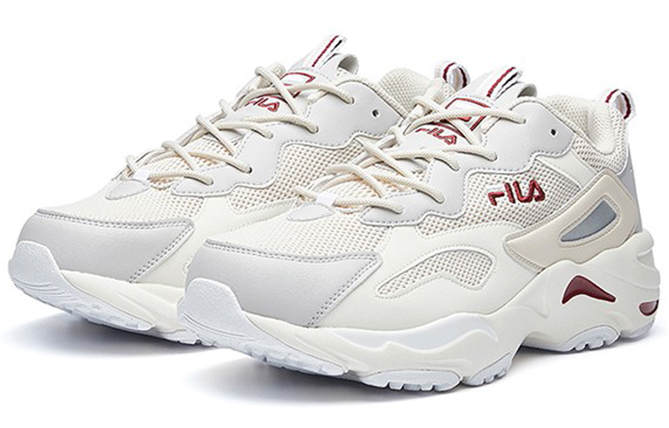 Lookbook FILA Tracer Lage Hardloopschoenen Wit/Grijs/Rood F12M021111FSW