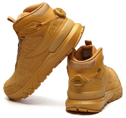 Sepatu Lari Outdoor FILA A12M142210FHY Shop Sepatu Lari Outdoor FILA A12M142210FHY