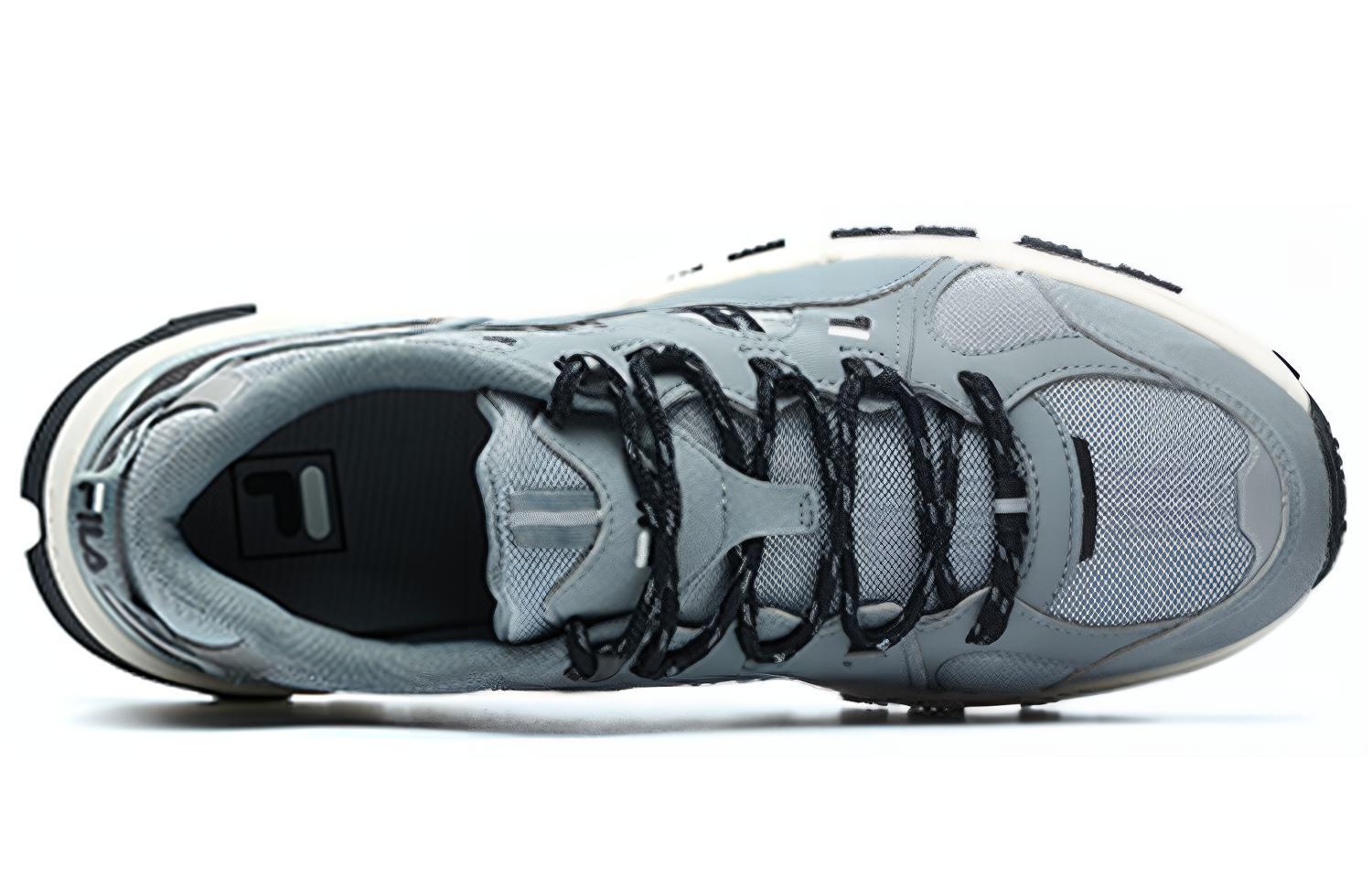 Lookbook FILA Trek 1s Sportschuhe Grau/Schwarz F12M144127FHM