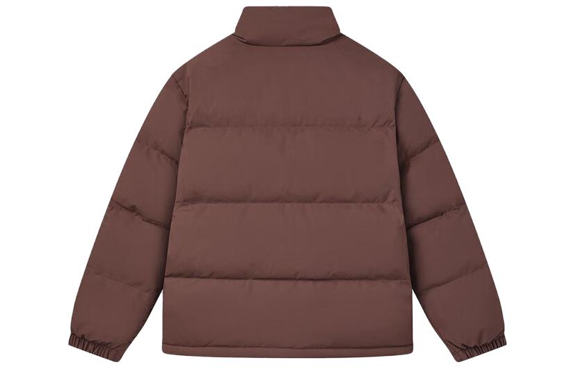 Lookbook FILA Unisex Jaket Musim Sejuk Tahan Angin Logo - Coklat Hati Babi. F51U349901F-DK