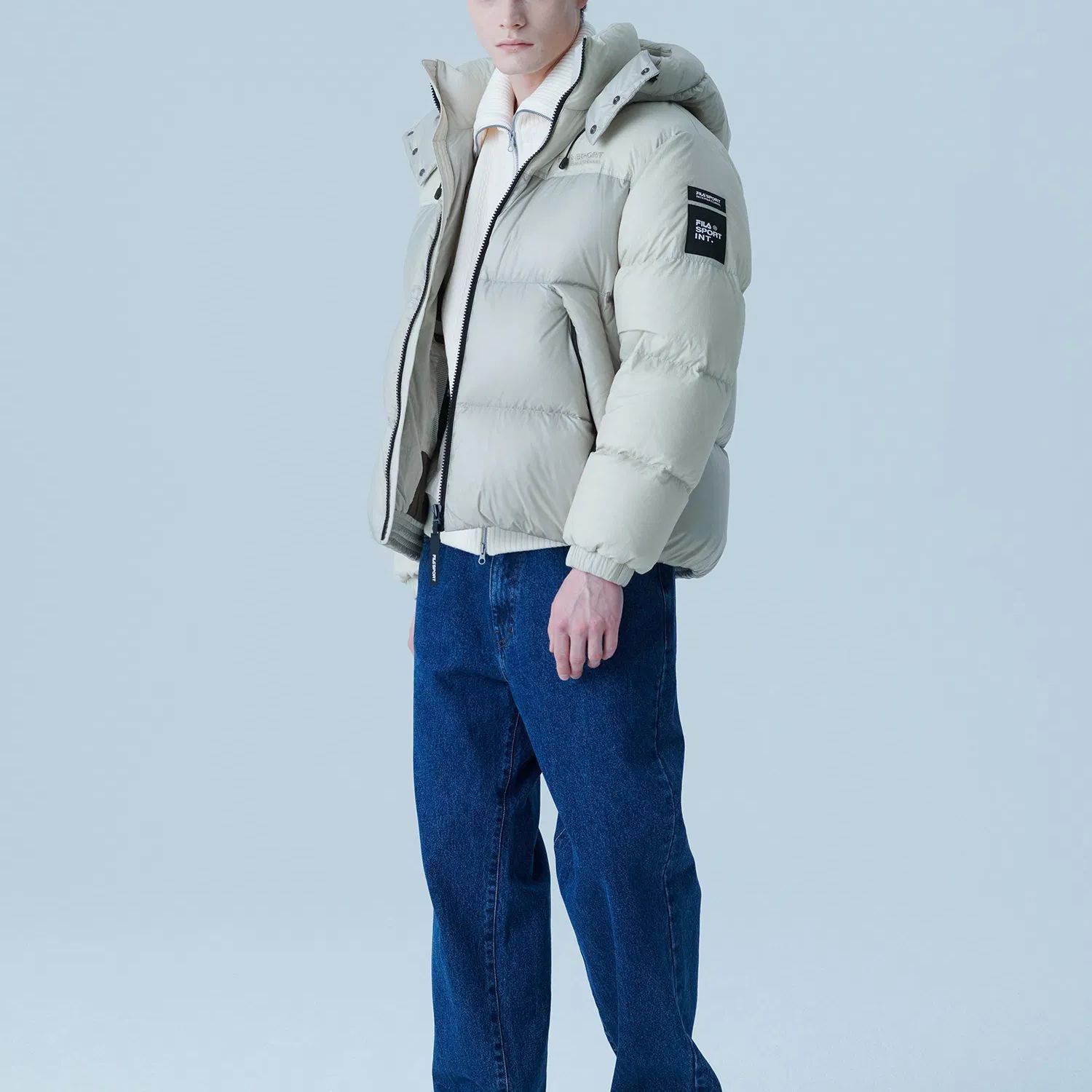 FILA Unisex Solid Color Detachable Hooded Down Jacket - Off White. FS2DJF4131X-GRE 圖 8