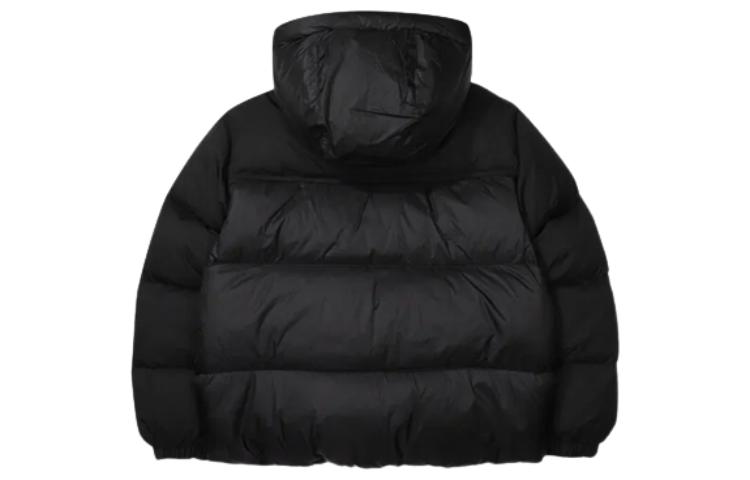 Lookbook FILA Jaket Hitam Berhoodie Unisex Warna Polos FS2DJF4131X-BLK