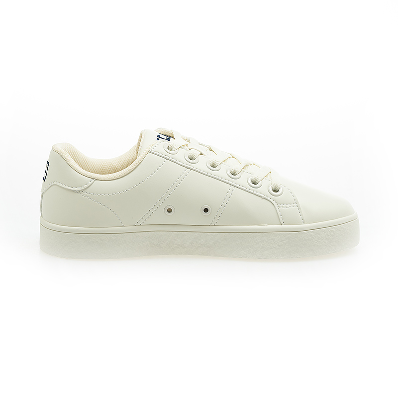 Shop FILA Universal Court Deluxe Sneakers FS254TN03X001-922