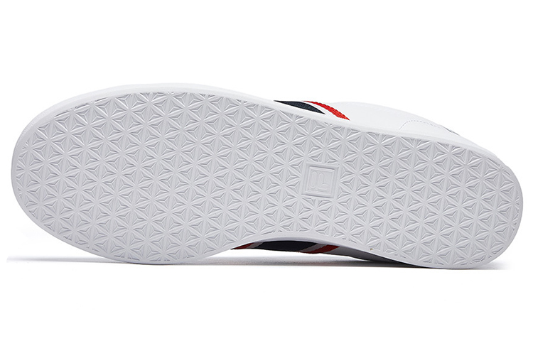 Details for FILA Vintage ''Wit'' F12M014301FWT