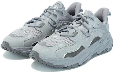 FILA斐樂 WAVE 防滑耐磨 低筒 跑步鞋 男款 灰藍 Lookbook FILA斐樂 WAVE 防滑耐磨 低筒 跑步鞋 男款 灰藍