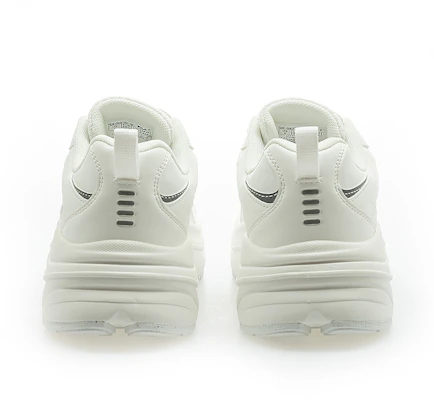 FILA Wavy Day V2 休闲运动鞋 FS261OD03X037-100 Lookbook FILA Wavy Day V2 休闲运动鞋 FS261OD03X037-100