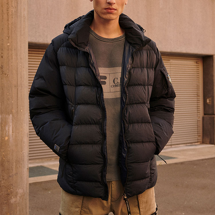 FILA C.P. Company Navy Blue Hooded Down Jacket with Goggles. A11M149902F-NV 圖 4