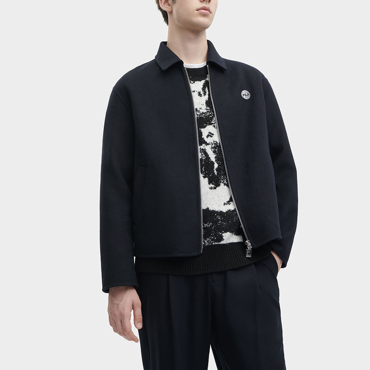 FILA ETUDES  Solid Collared Woven Jacket in Legendary Blue. F11M346702F-NV 圖 6