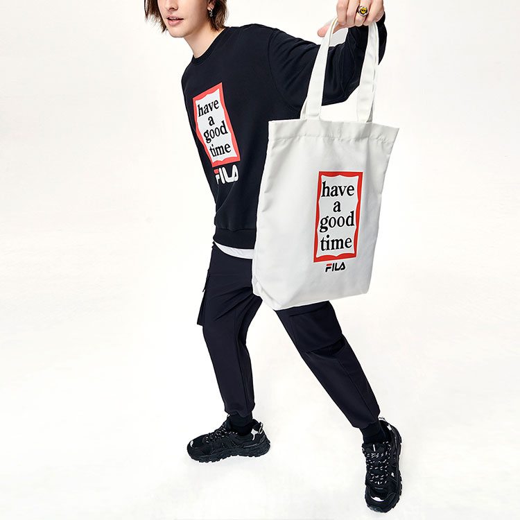 Sizing FILA 聯名 Have A Good Time 黑色Logo印花圓領衛衣 男女款 F11U149204F-BK