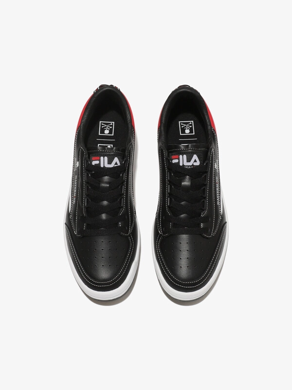 Shop FILA x Mastermind FX-2 Sneakers Hitam Merah Putih 1100FS253RU03X017001
