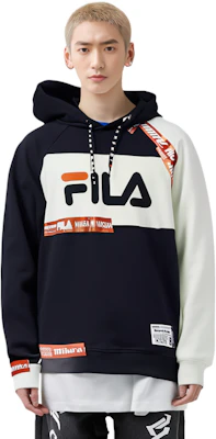 FILA x MIHARA YASUHIRO 字母印花拼色连帽衫 黑色 F11M233201F-BK Shop FILA x MIHARA YASUHIRO 字母印花拼色连帽衫 黑色 F11M233201F-BK