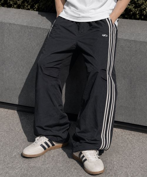 FILLUMINATE Nylon Two-Tuck Track Pants - Black FBFCUPT001BK