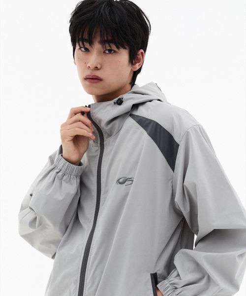Lookbook 필루미네이트 타슬란 윈드브레이커 재킷 - 라이트 그레이 Taslan Wind Taker Jacket-gy