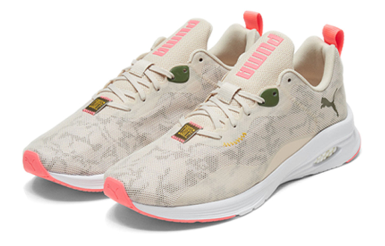 Lookbook First Mile x Puma Hybrid Fuego ''Tapioca'' Sneakers 193112-02