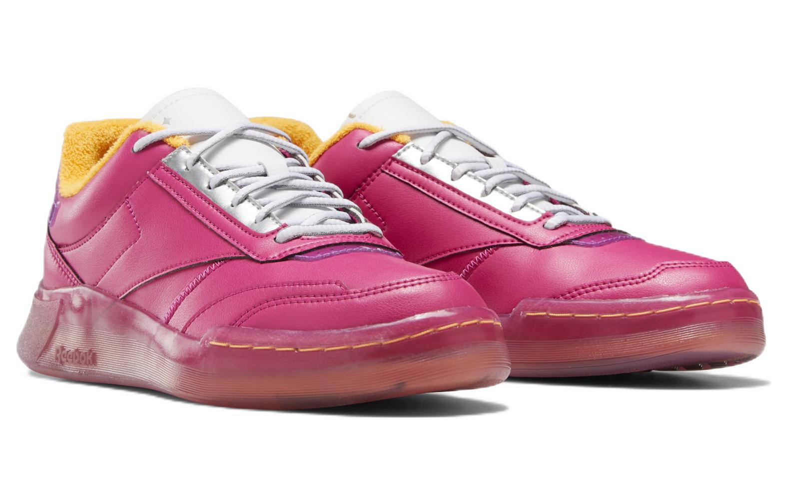 Lookbook フリントストーン×ジェソンズ×リーボック Jane Jetsonモデル GZ6421