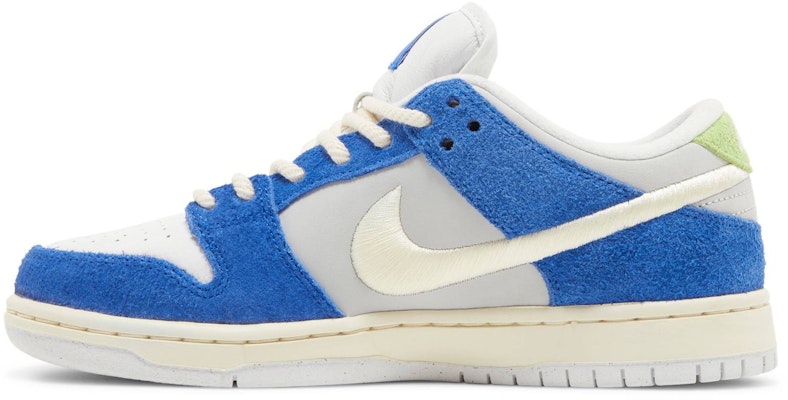 Fly Streetwear x Nike SB Dunk Low DQ5130-400 Lookbook Fly Streetwear x Nike SB Dunk Low DQ5130-400