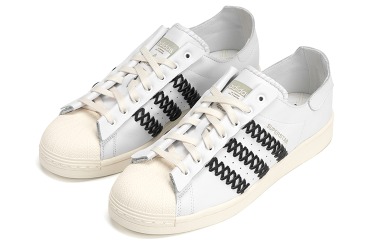 Lookbook FOOT INDUSTRY x adidas Originals Superstar 'Putih/Hitam Inti/Putih Pudar' HQ7011