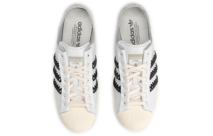 Shop FOOT INDUSTRY x adidas Originals Superstar 'Putih/Hitam Inti/Putih Pudar' HQ7011