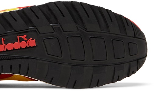 풋락커 x 디아도라 N9002 '드라고' (45주년) 501-178831-C6852 Purchase 풋락커 x 디아도라 N9002 '드라고' (45주년) 501-178831-C6852