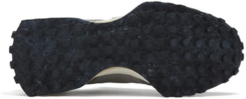 Foot Locker x New Balance 327 '灰色日 - 钢灰' MS327GDY Sizing Foot Locker x New Balance 327 '灰色日 - 钢灰' MS327GDY