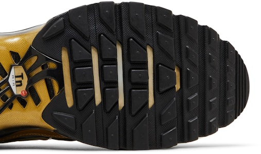 Foot Locker x Nike Air Max Plus Premium '50th Anniversary' Edisi Ulang Tahun Ke-50 HM0352-100 Purchase Foot Locker x Nike Air Max Plus Premium '50th Anniversary' Edisi Ulang Tahun Ke-50 HM0352-100