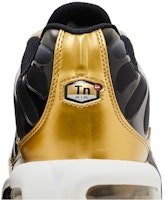 Foot Locker x 耐克 Air Max Plus Premium '50周年纪念' HM0352-100 Sizing Foot Locker x 耐克 Air Max Plus Premium '50周年纪念' HM0352-100