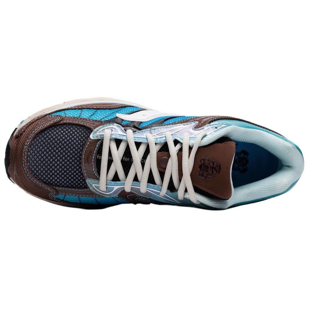 Shop Footpatrol x Saucony ProGrid Omni 9 '蓝棕色' S70923-1